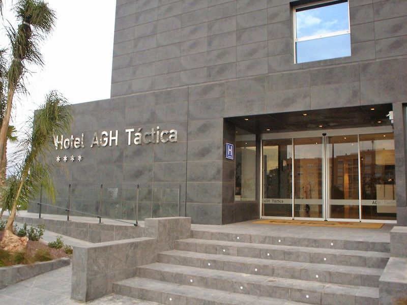 Azz Valencia Tactica Hotel Paterna Eksteriør billede