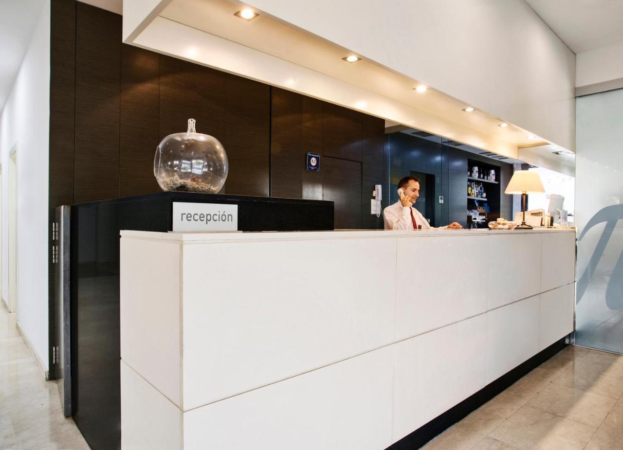 Azz Valencia Tactica Hotel Paterna Eksteriør billede