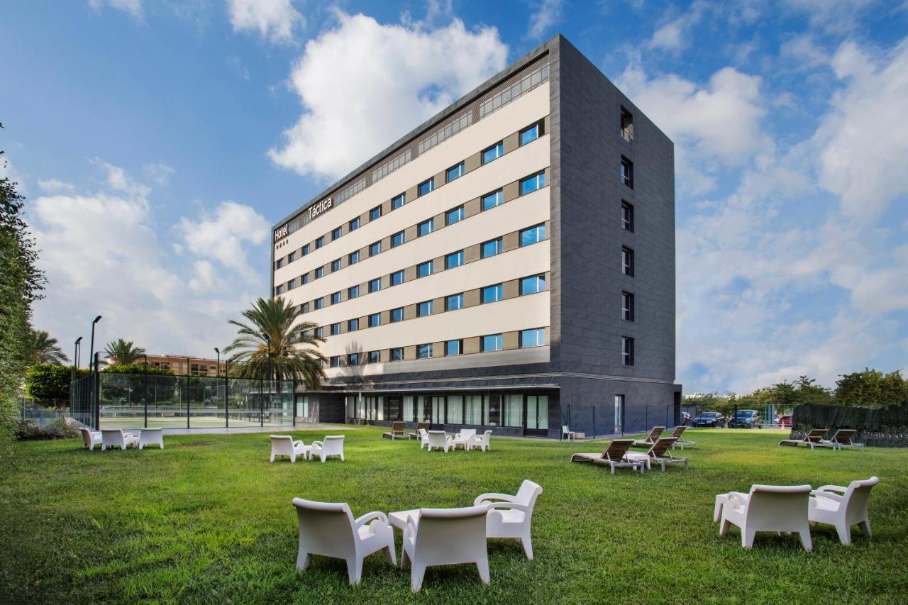 Azz Valencia Tactica Hotel Paterna Eksteriør billede